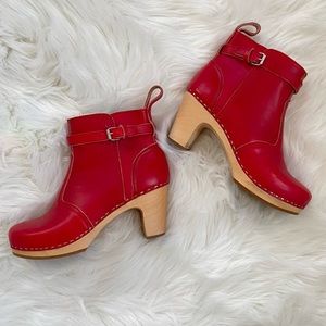 Red SWEDISH HASBEEN Jodhpur boot, size 38